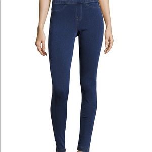 Hue Stretch Jeans